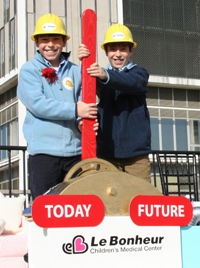 Le Bonheur Patient Ben Tracy and his twin brother Will get ready to flip the swich.